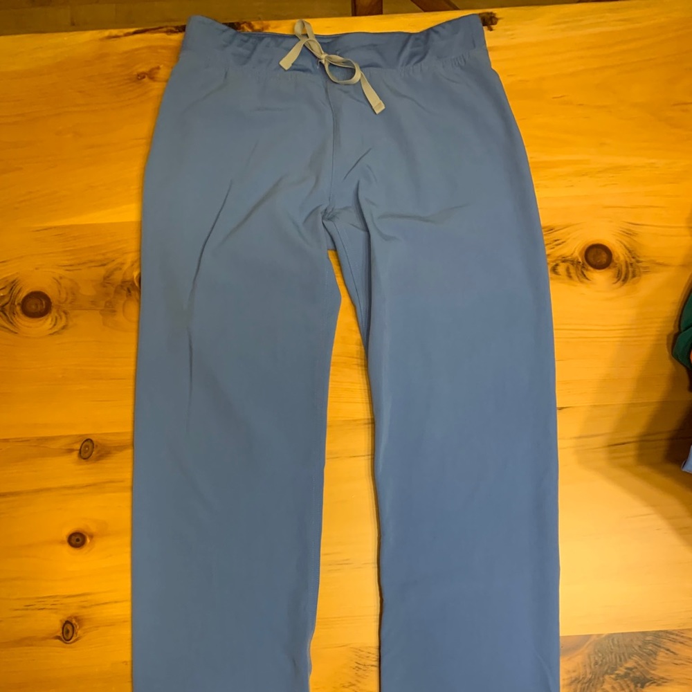 Figs Livingston Ciel Blue Small Tall